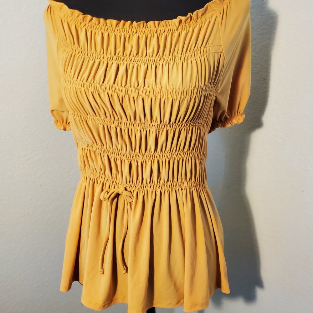 PROBLUE YELLOW OPEN SHOULDERS TOP